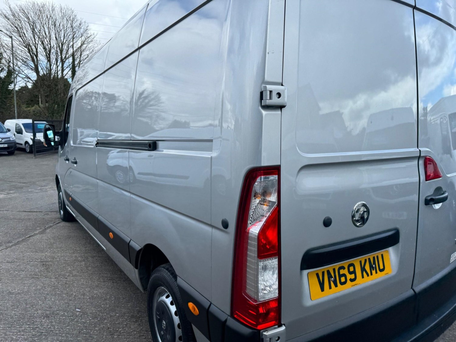 Vauxhall Movano Listing Image