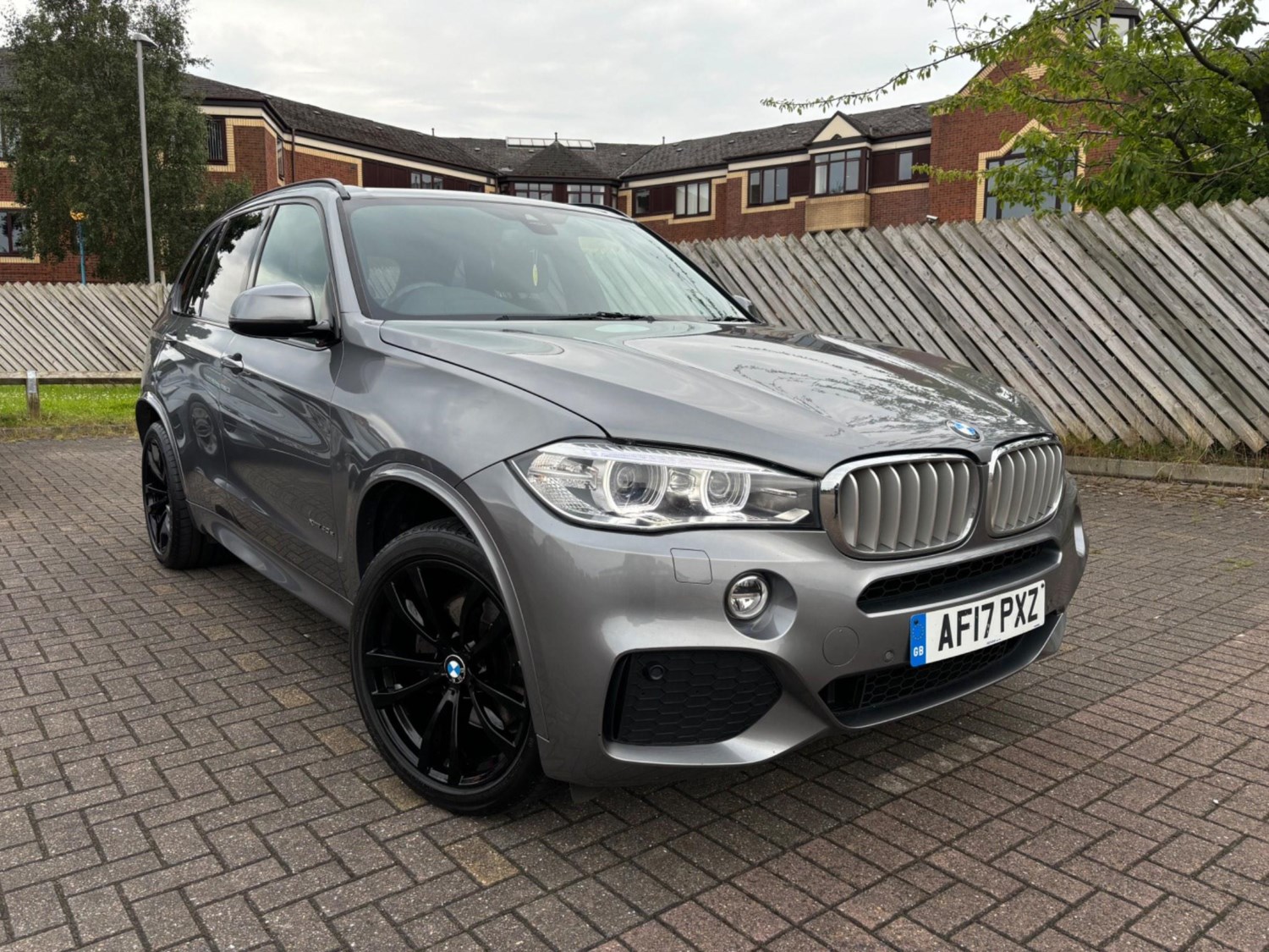 BMW X5 Listing Image