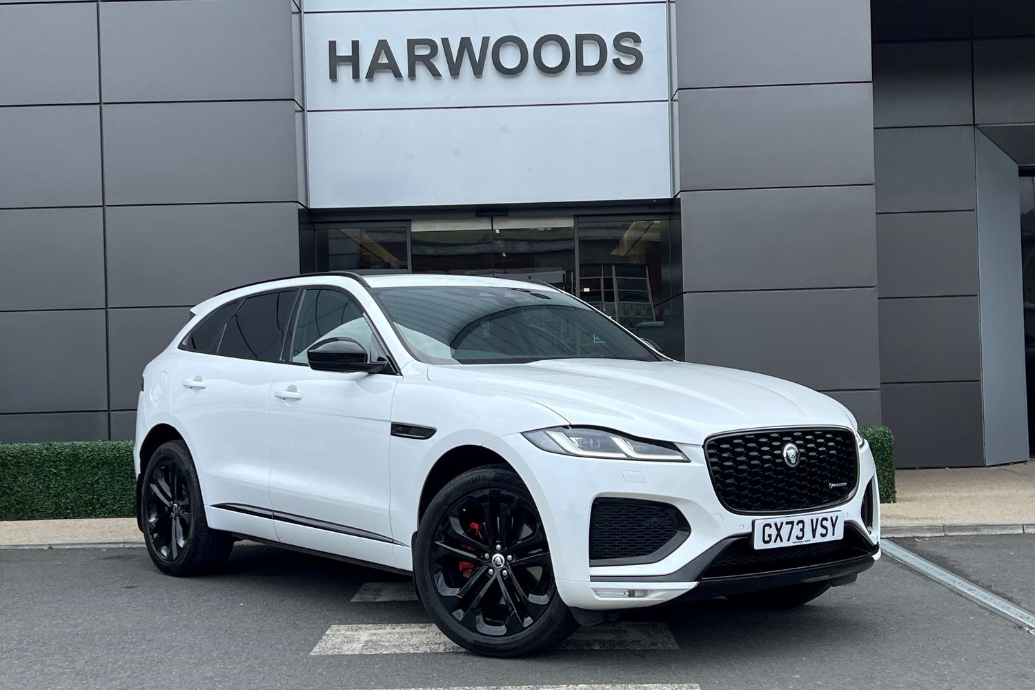 Jaguar F-PACE Listing Image