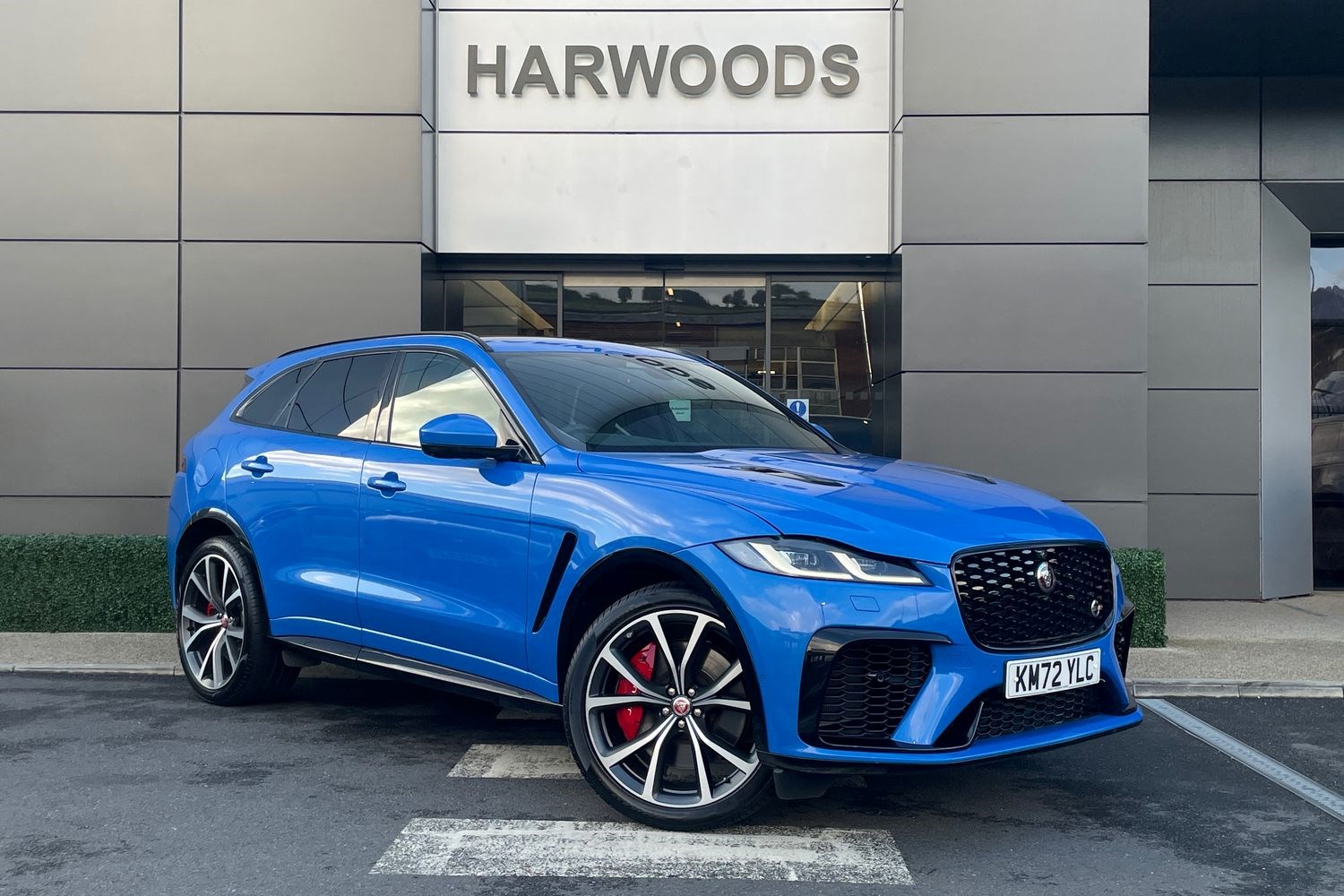 Jaguar F-PACE Listing Image