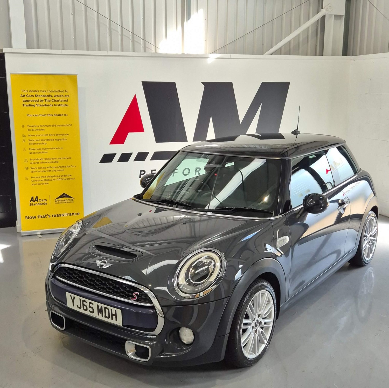 MINI Hatch Listing Image