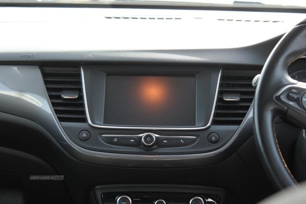 Vauxhall Crossland X Listing Image