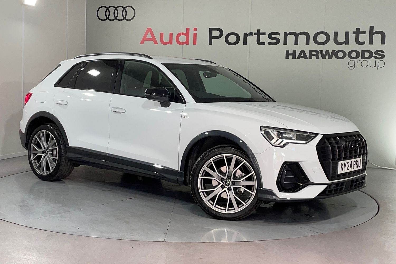 Audi Q3 Listing Image