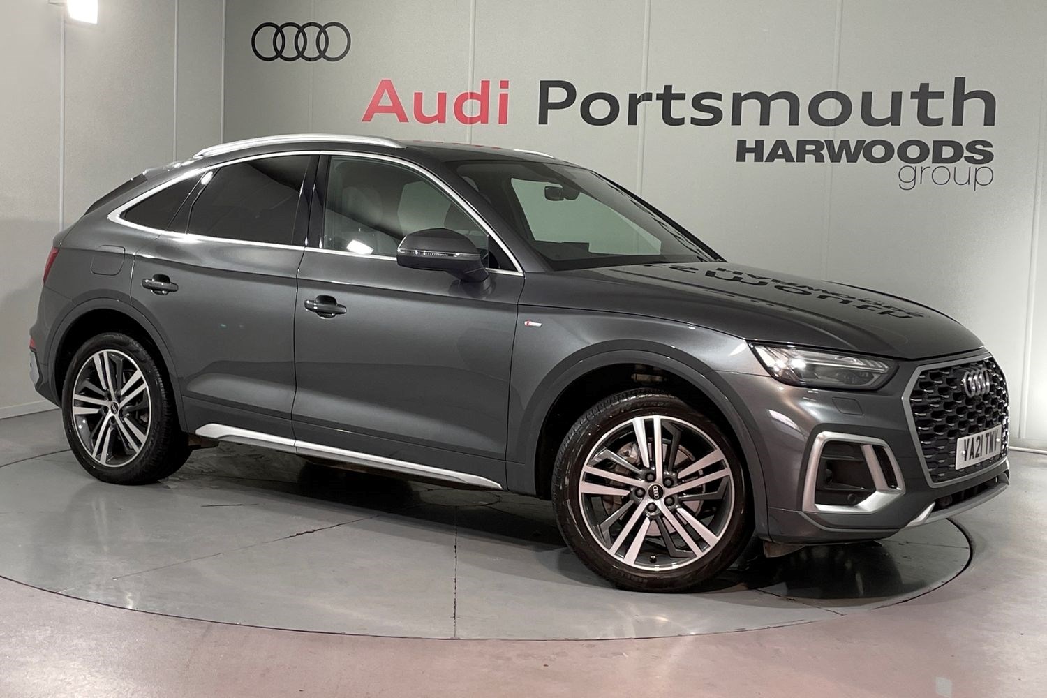 Audi Q5 Listing Image