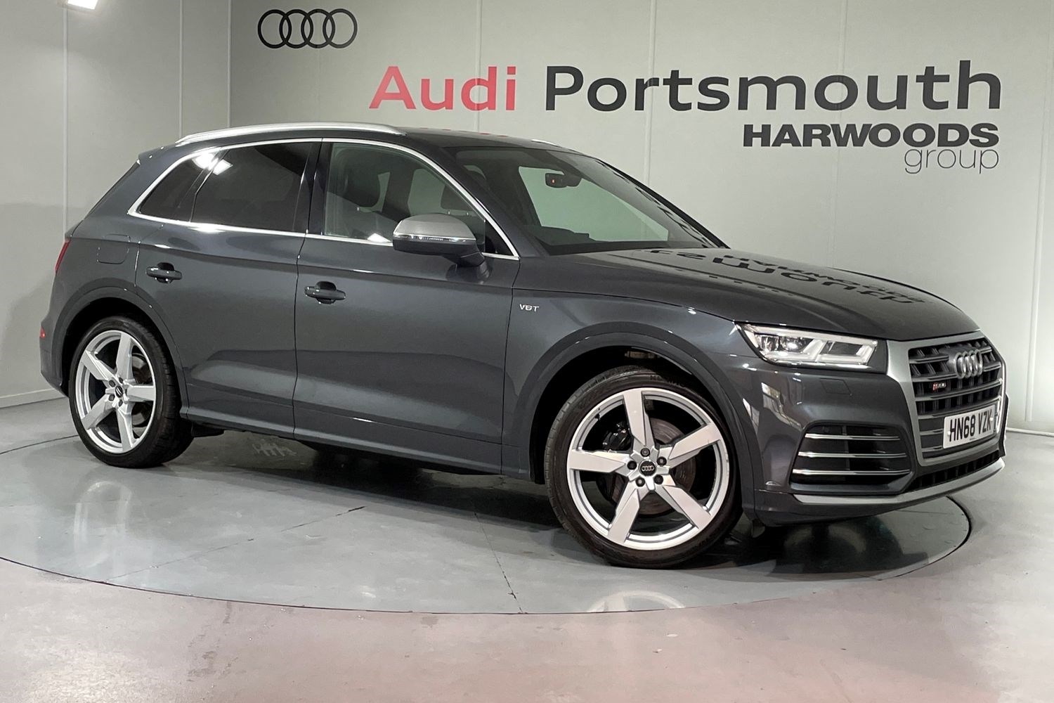 Audi Q5 Listing Image