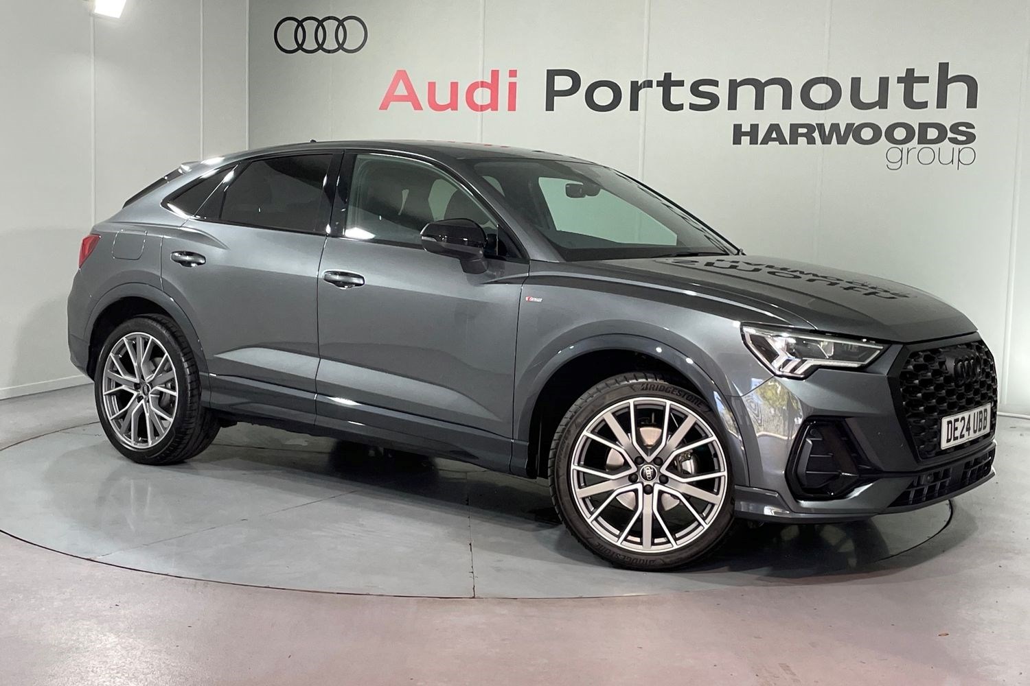 Audi Q3 Listing Image