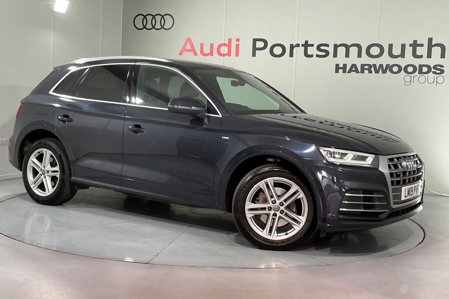 Audi Q5 Listing Image