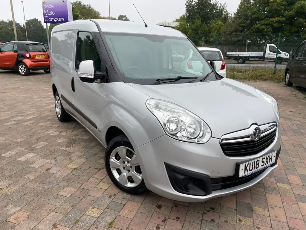 Vauxhall Combo Listing Image