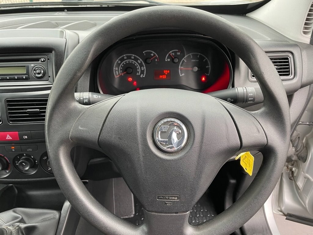 Vauxhall Combo Listing Image