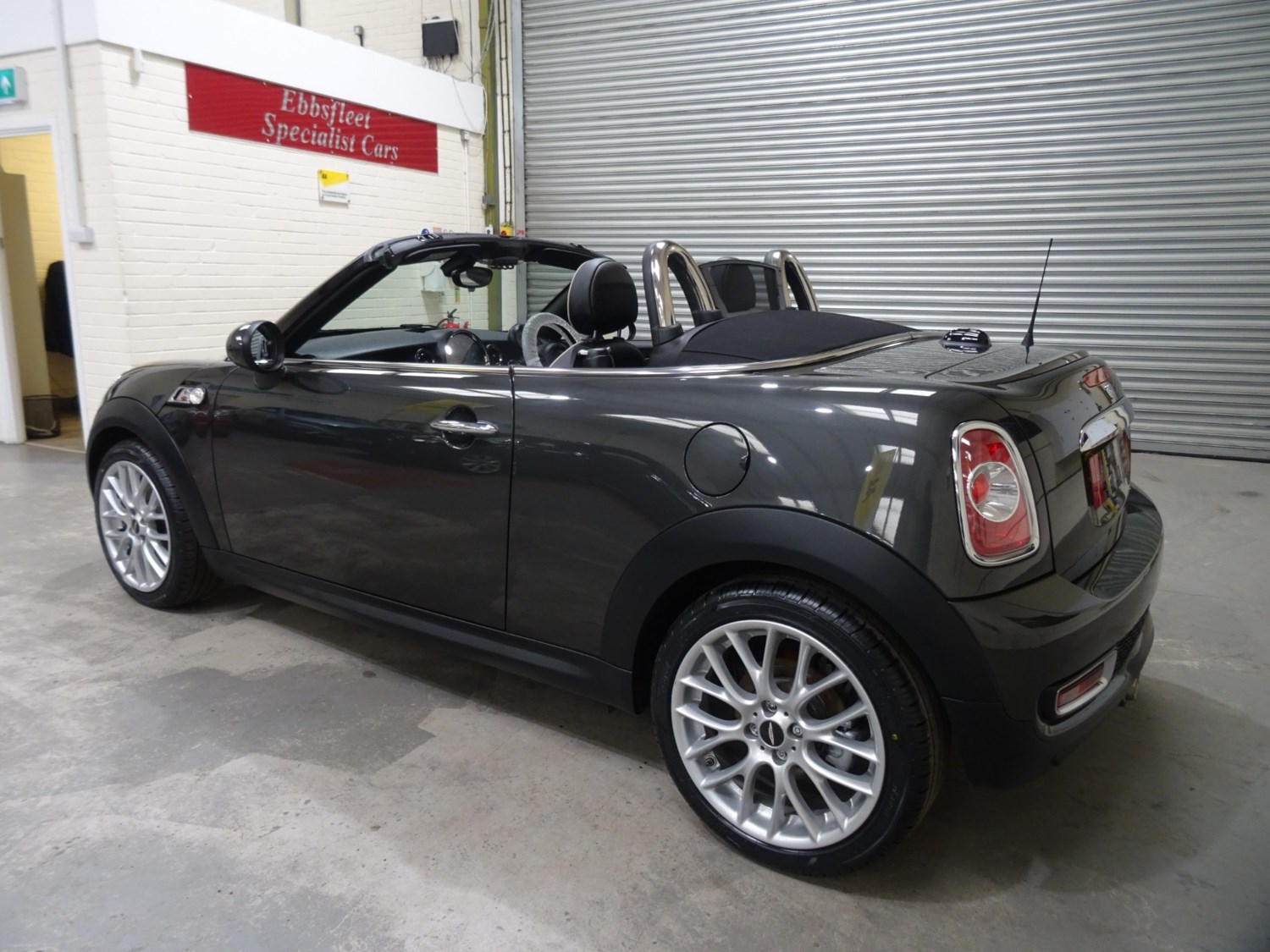 MINI Roadster Listing Image