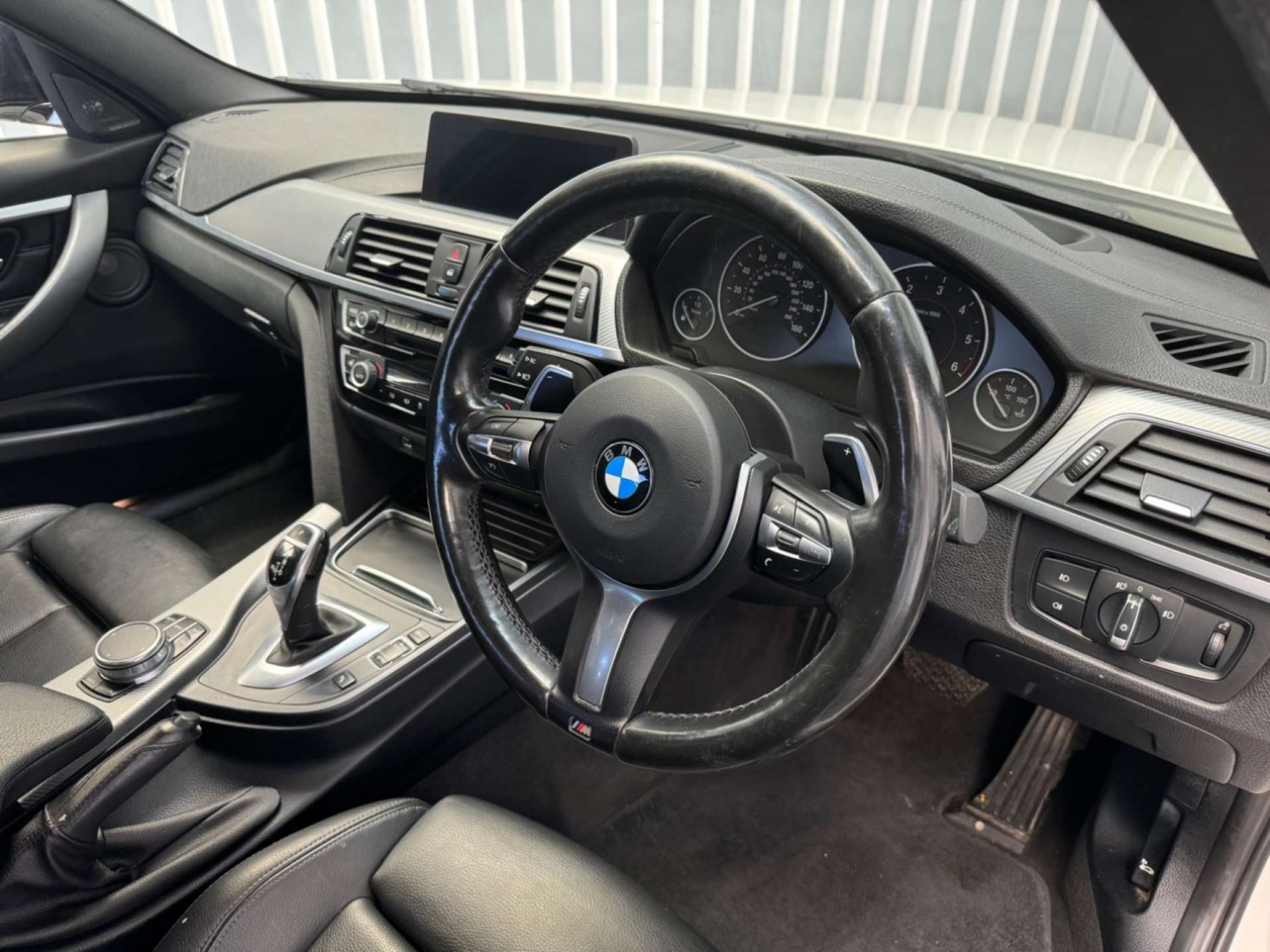 BMW 3 Series Listing Image