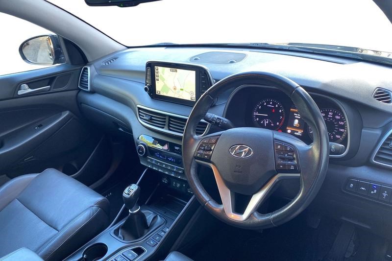 Hyundai TUCSON Listing Image