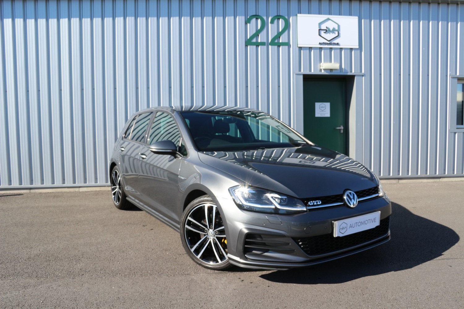 Volkswagen Golf Listing Image