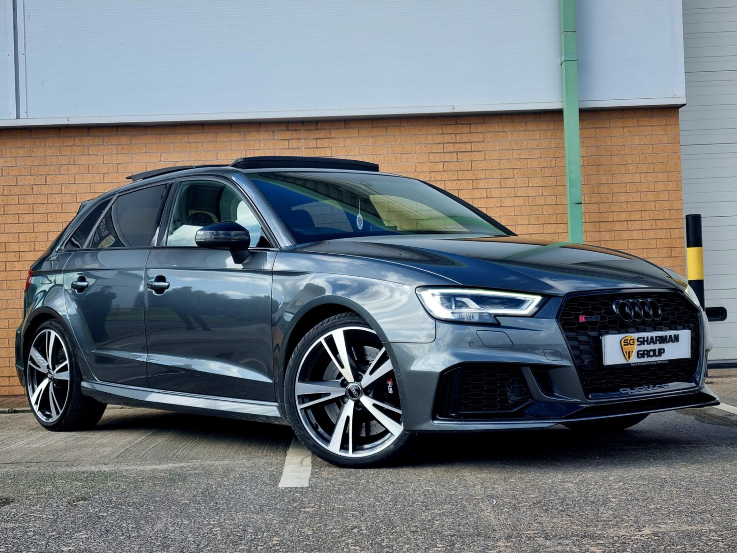 Audi RS3 Listing Image