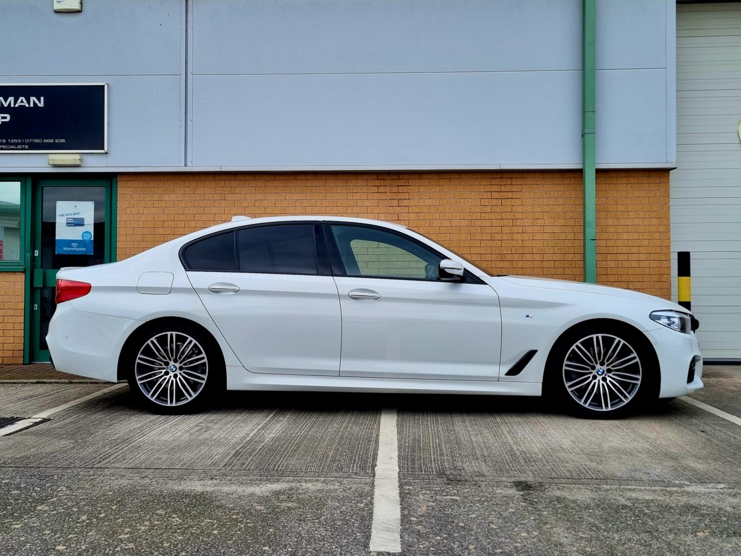 BMW 5 Series Listing Image