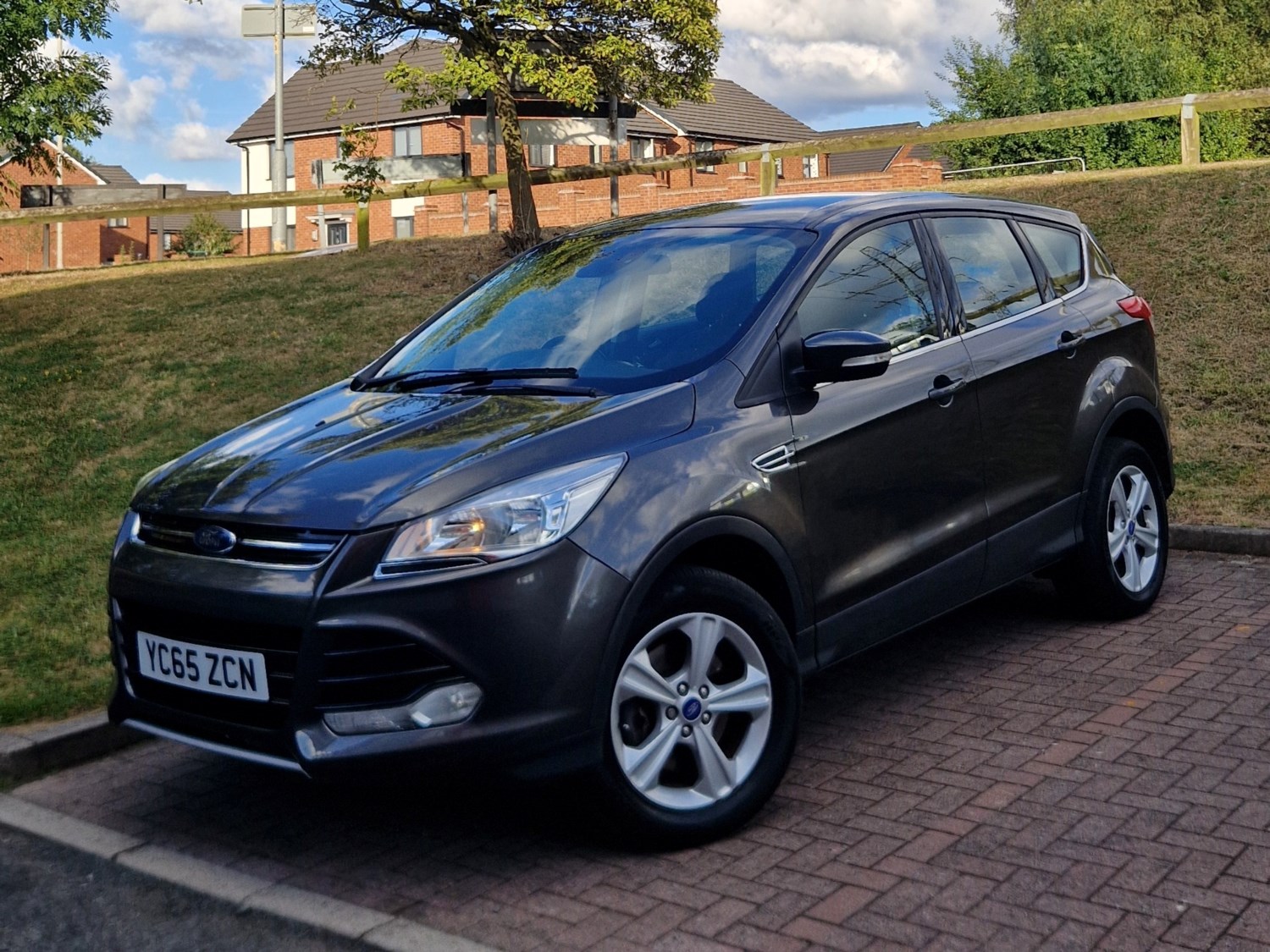 Ford Kuga Listing Image