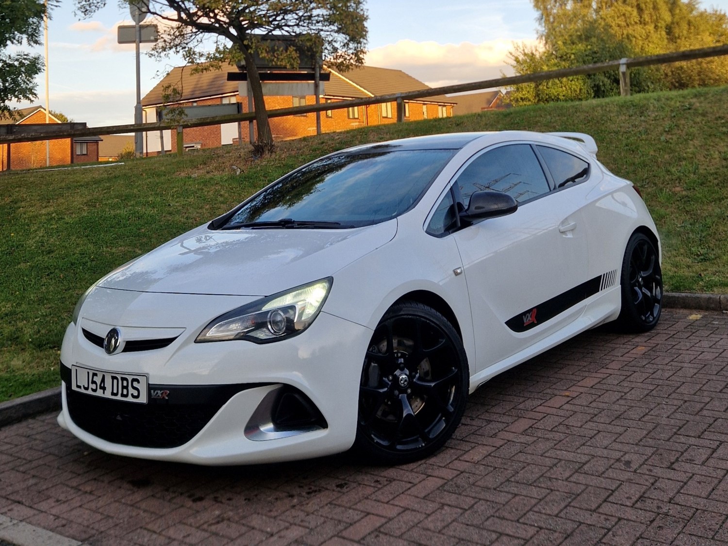 Vauxhall Astra GTC Listing Image