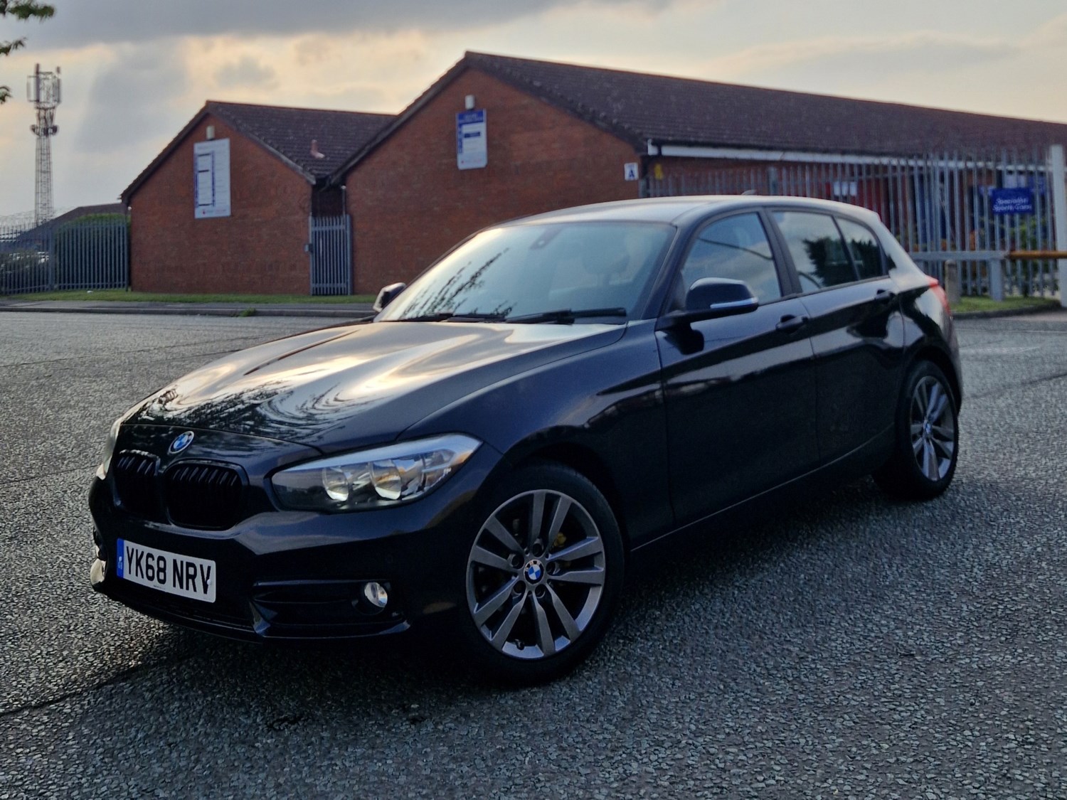 BMW 1 Series Listing Image