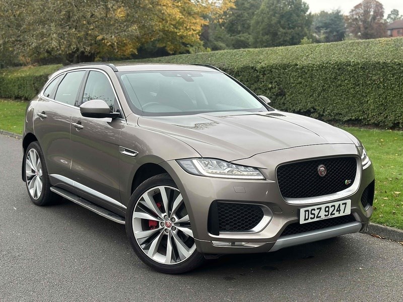 Jaguar F-PACE Listing Image