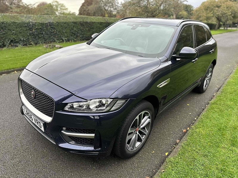 Jaguar F-PACE Listing Image