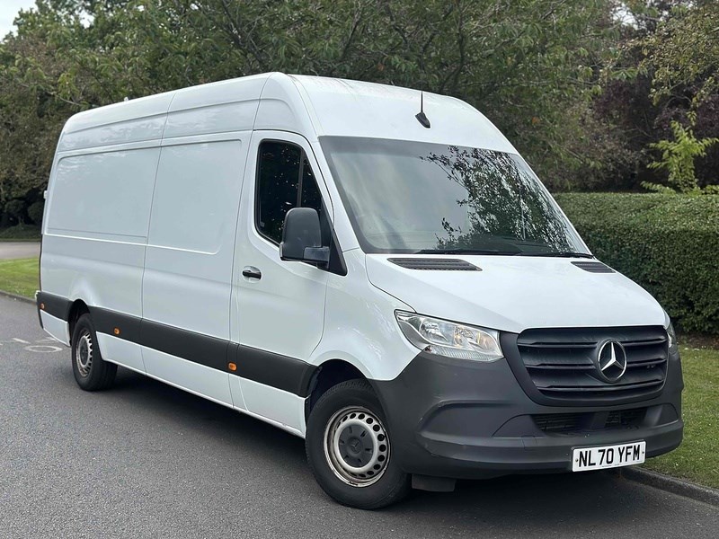 Mercedes-Benz Sprinter Listing Image