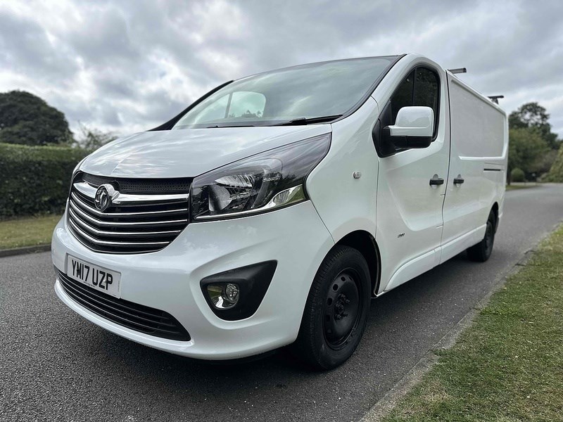 Vauxhall Vivaro Listing Image