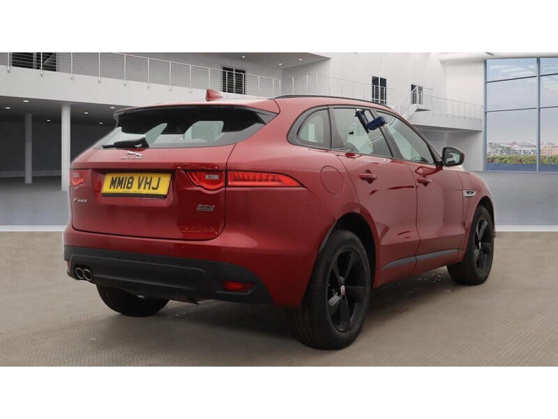 Jaguar F-PACE Listing Image