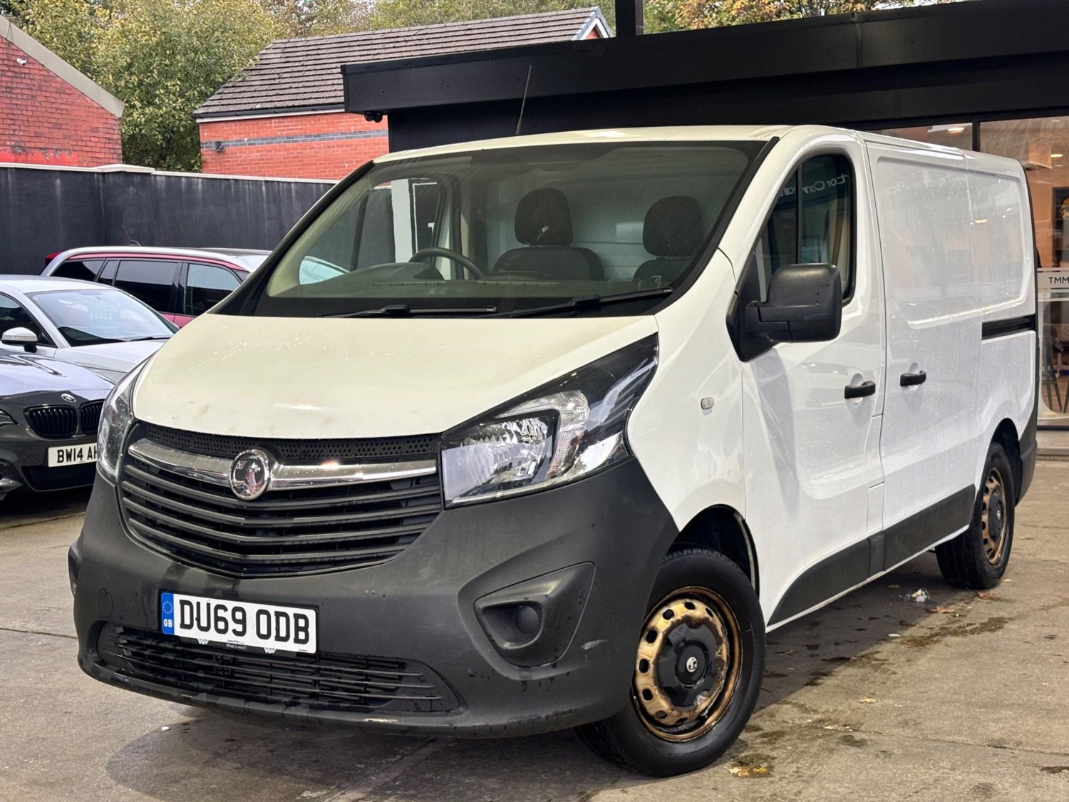 Vauxhall Vivaro Listing Image