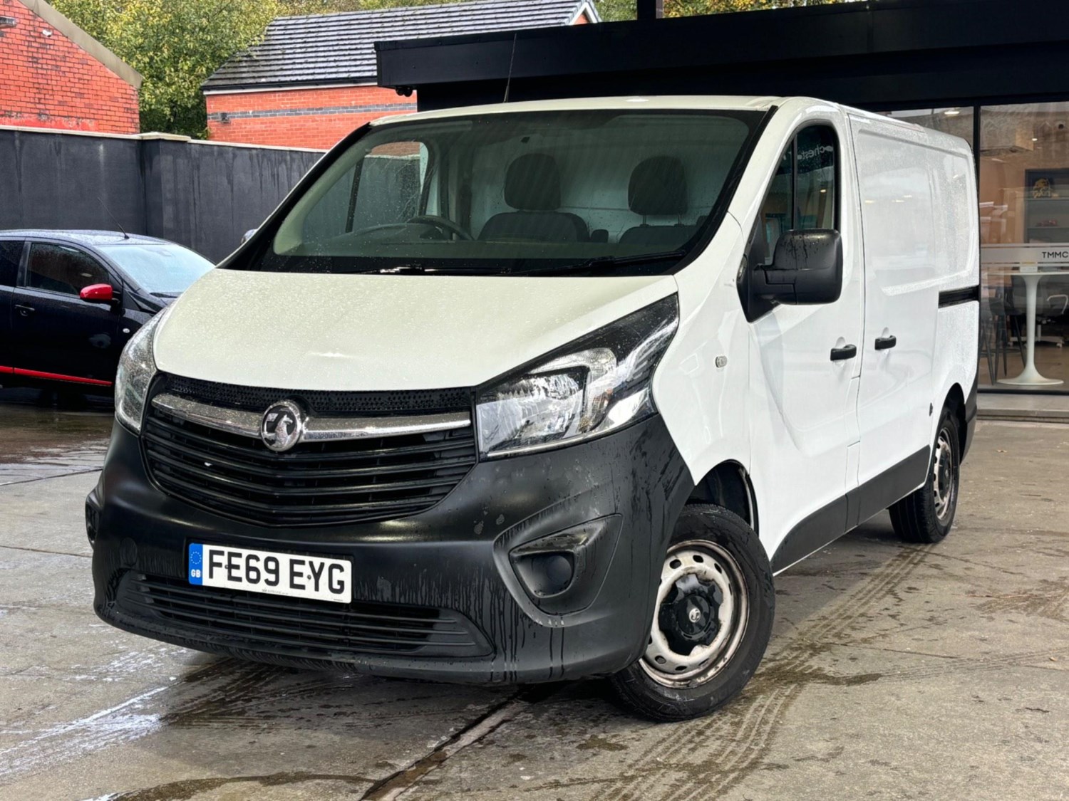 Vauxhall Vivaro Listing Image