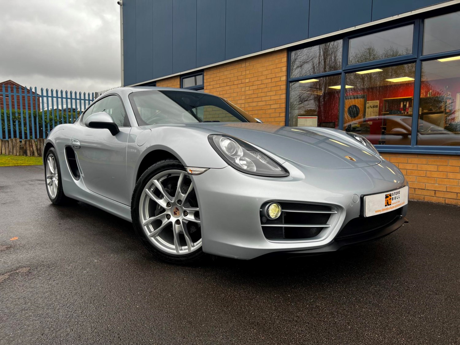 Porsche Cayman Listing Image