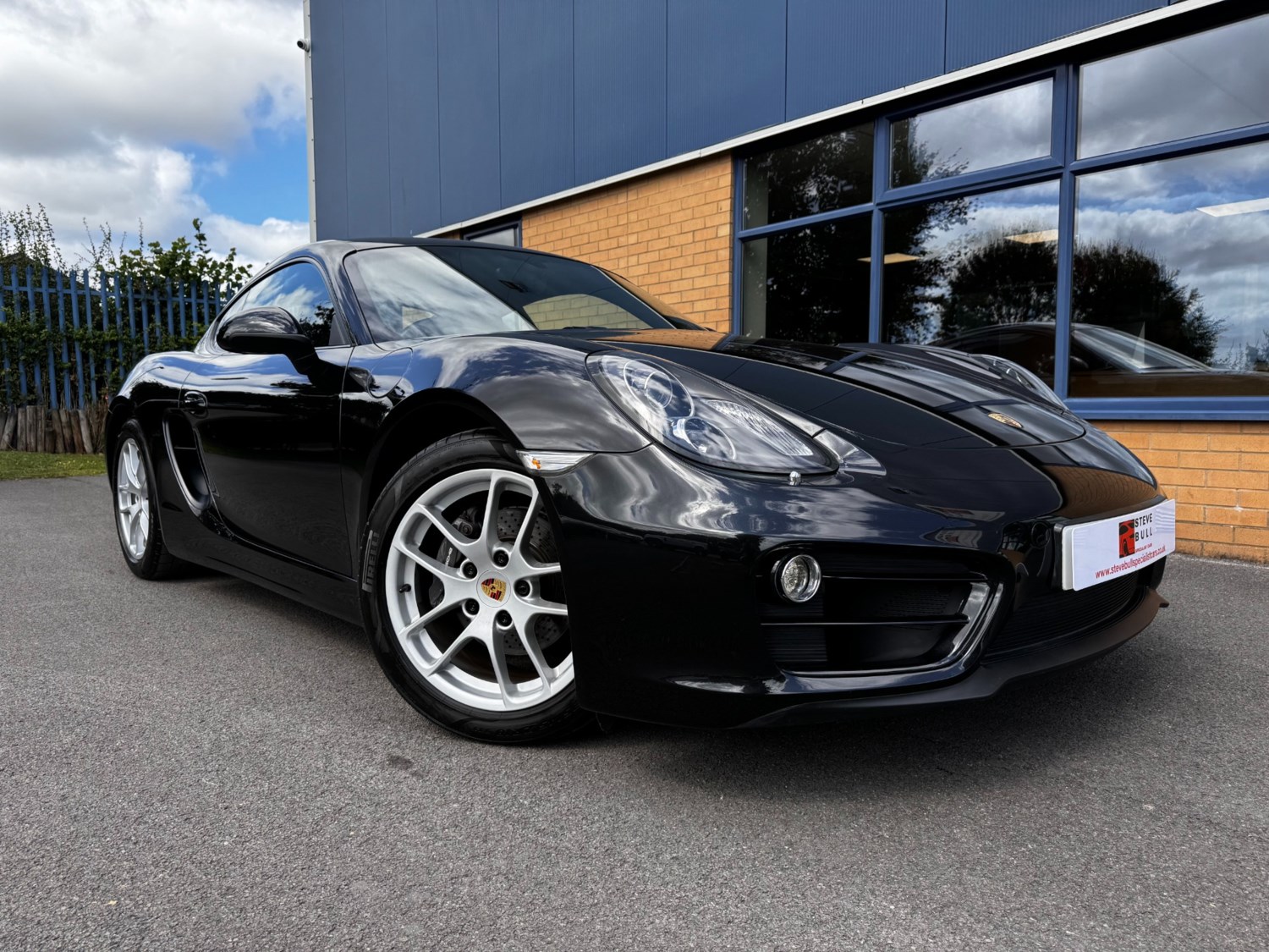 Porsche Cayman Listing Image