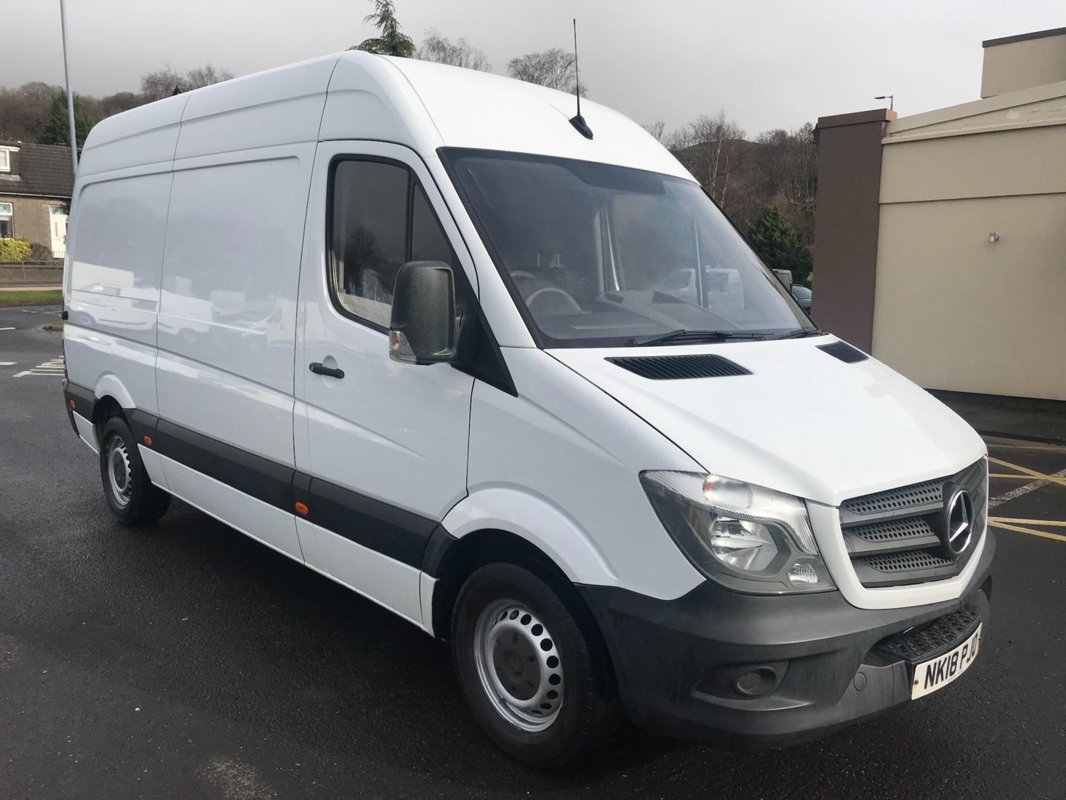 Mercedes-Benz Sprinter Listing Image