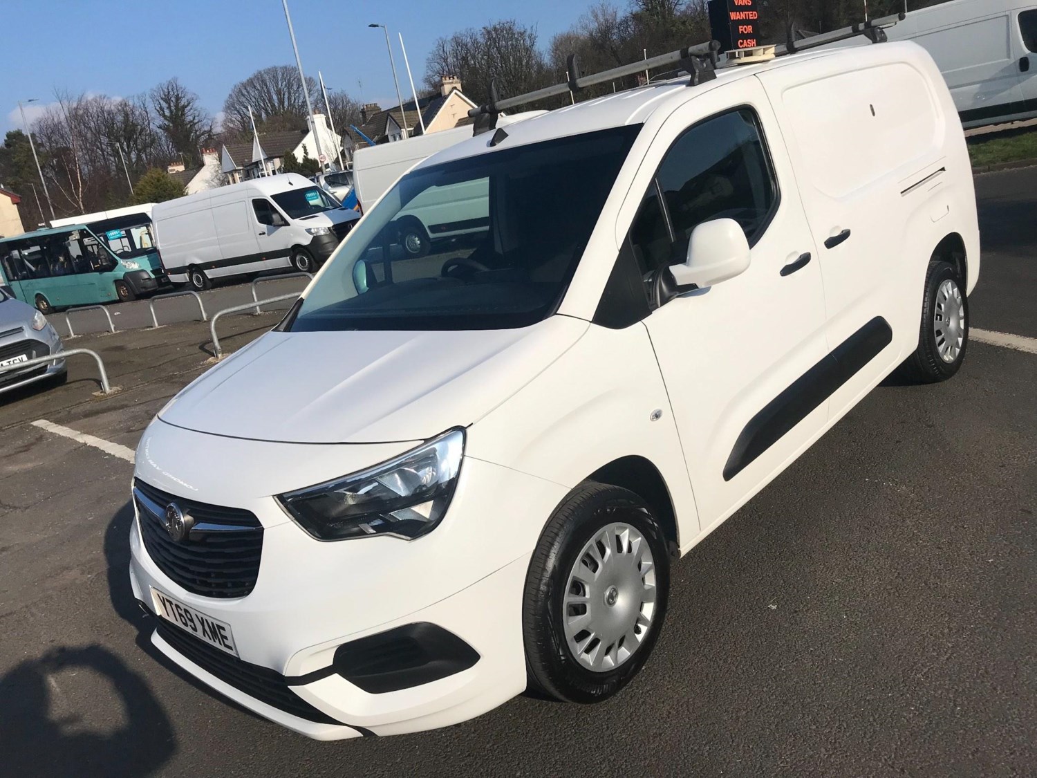 Vauxhall Combo Listing Image