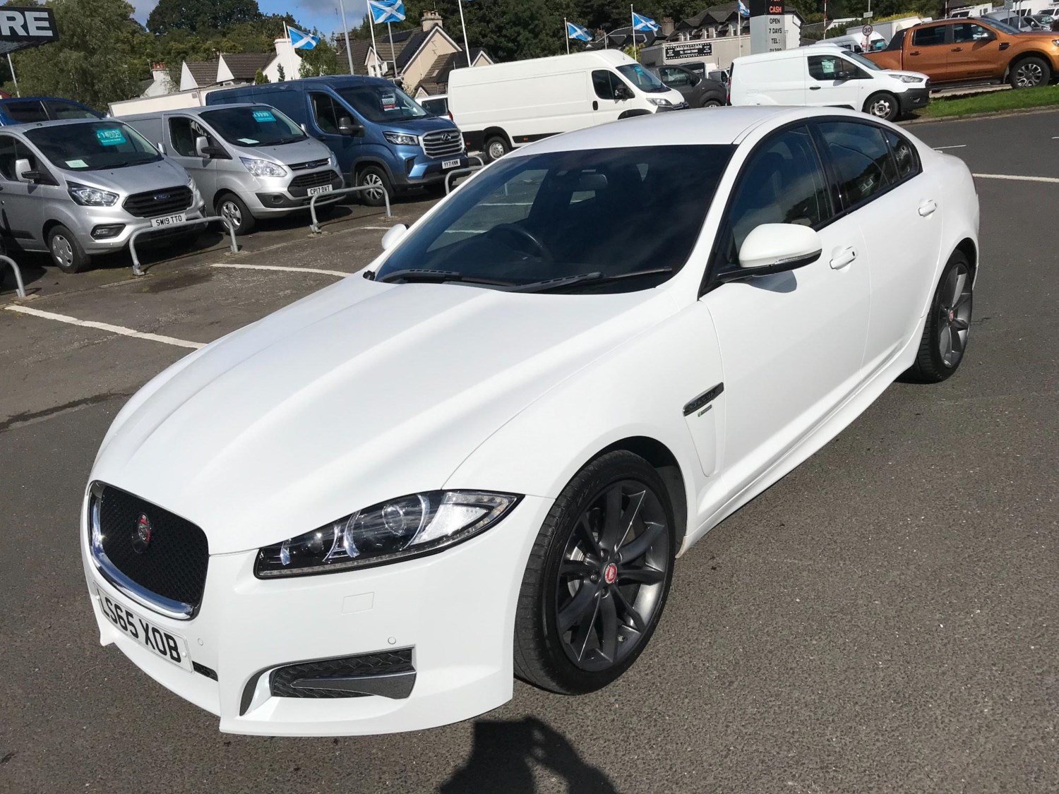 Jaguar XF Listing Image