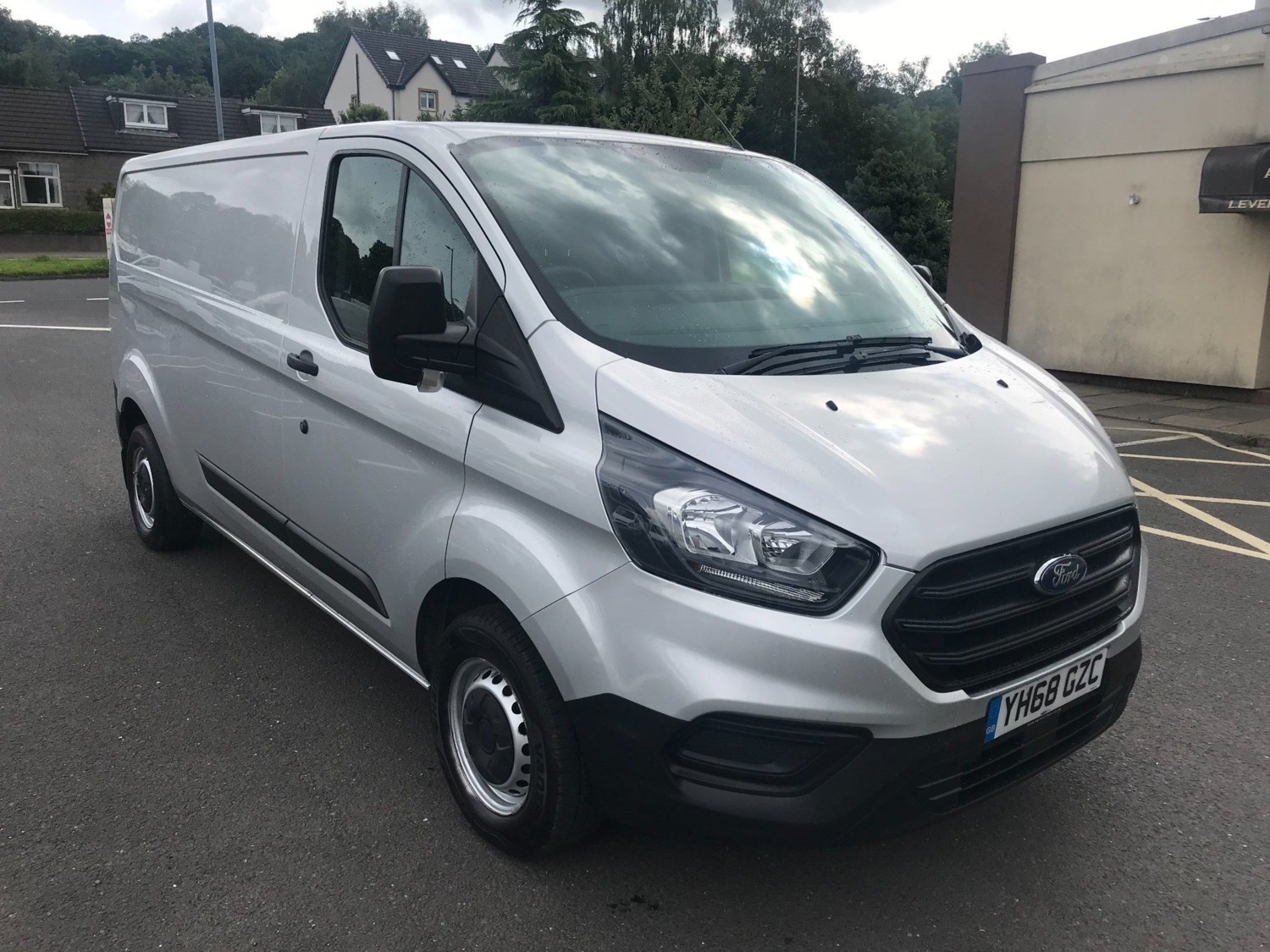 Ford Transit Custom Listing Image