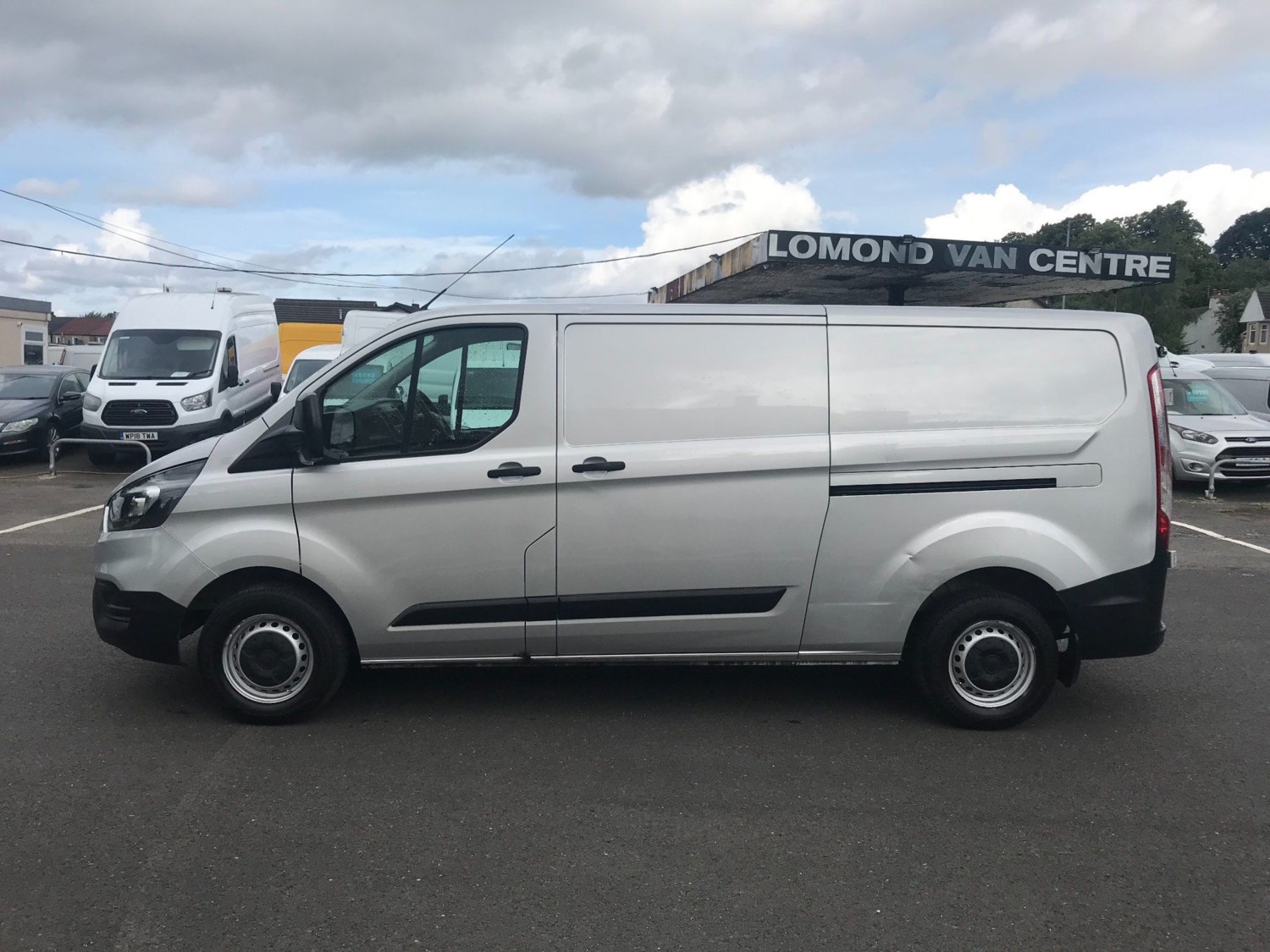 Ford Transit Custom Listing Image