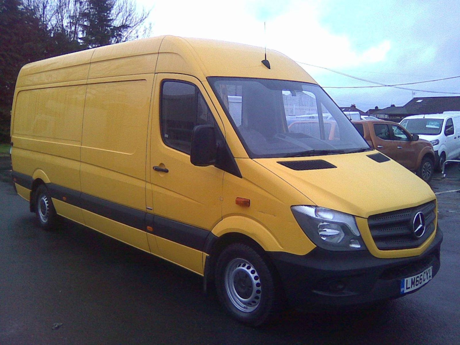 Mercedes-Benz Sprinter Listing Image