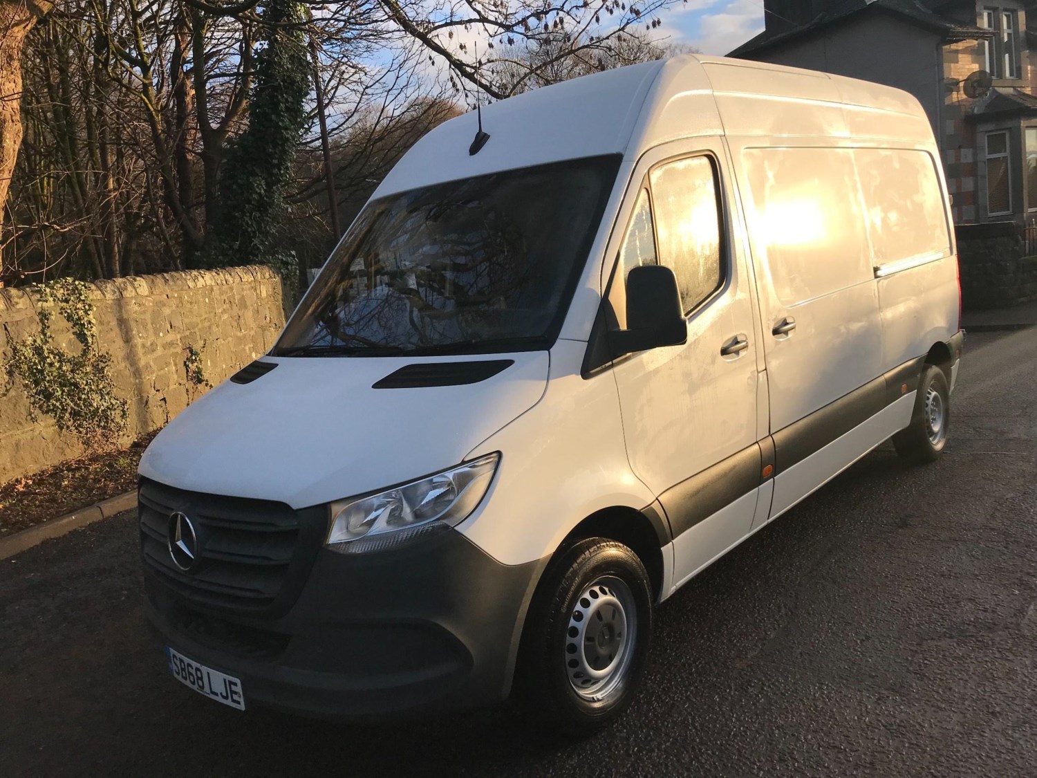 Mercedes-Benz Sprinter Listing Image