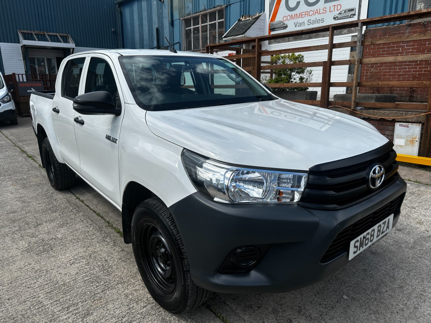 Toyota Hilux Listing Image