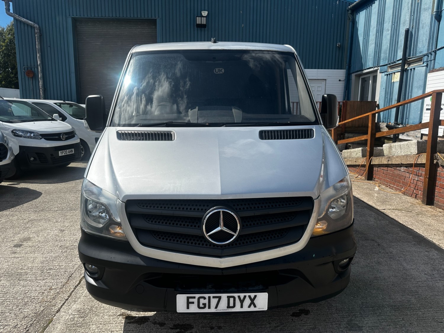 Mercedes-Benz Sprinter Listing Image