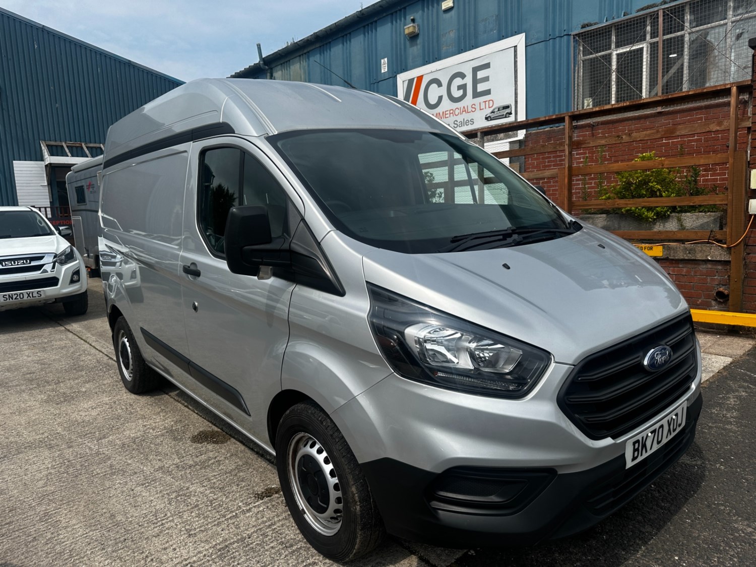 Ford Transit Custom Listing Image