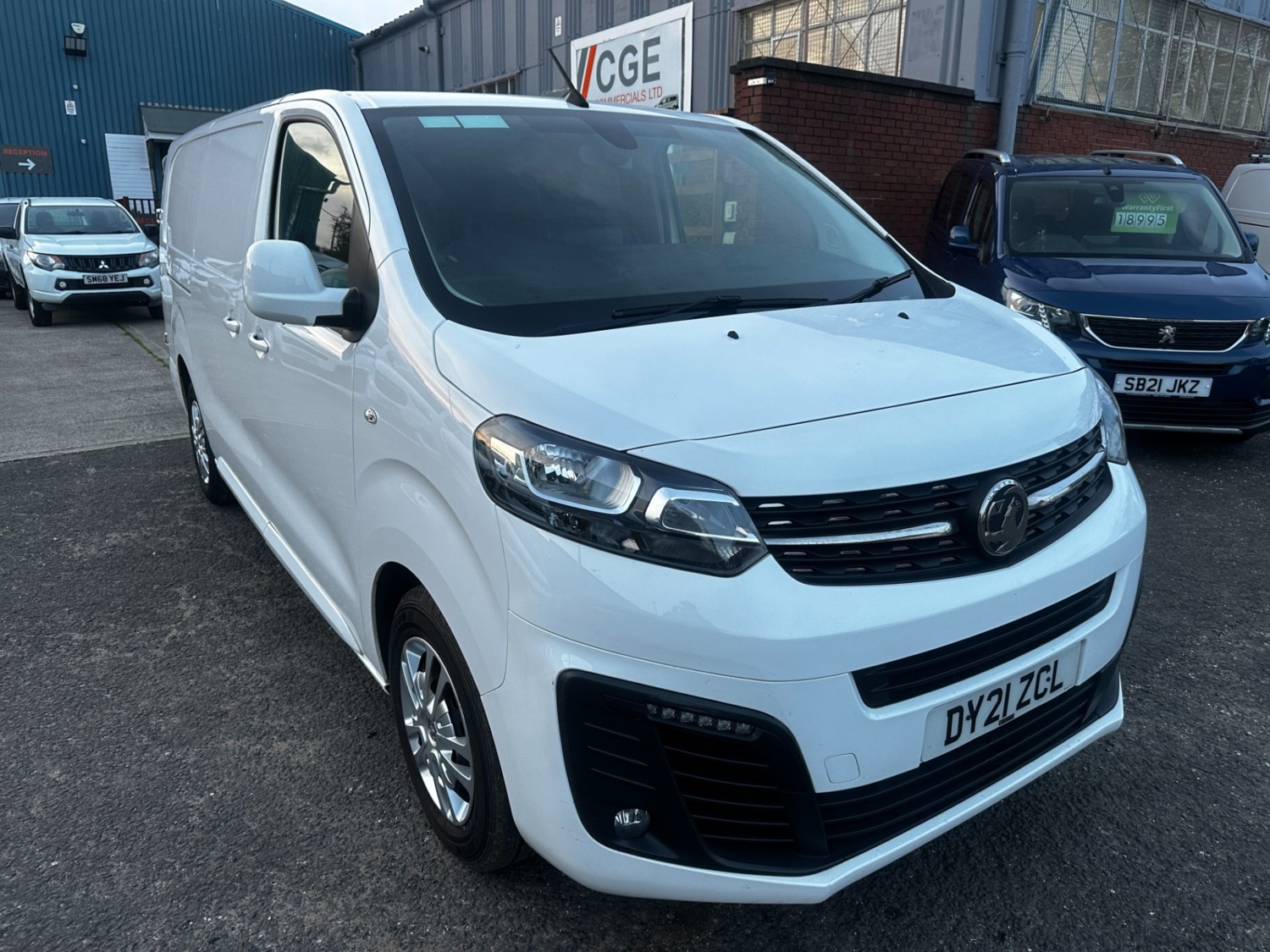 Vauxhall Vivaro Listing Image