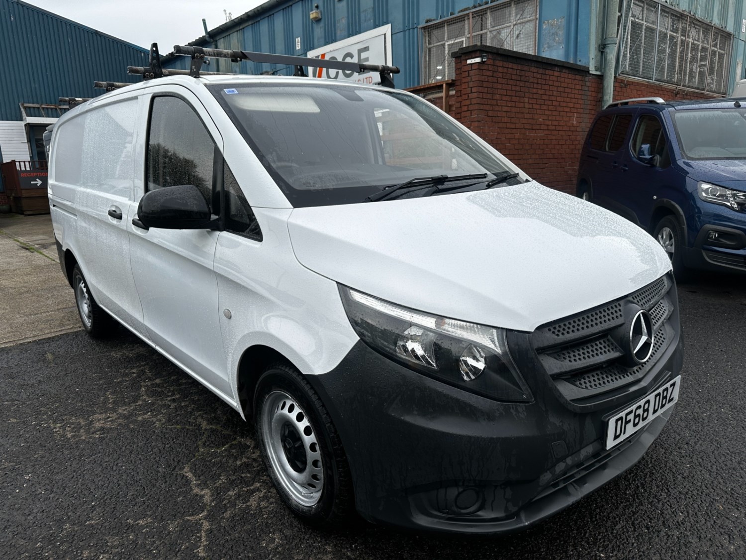 Mercedes-Benz Vito Listing Image