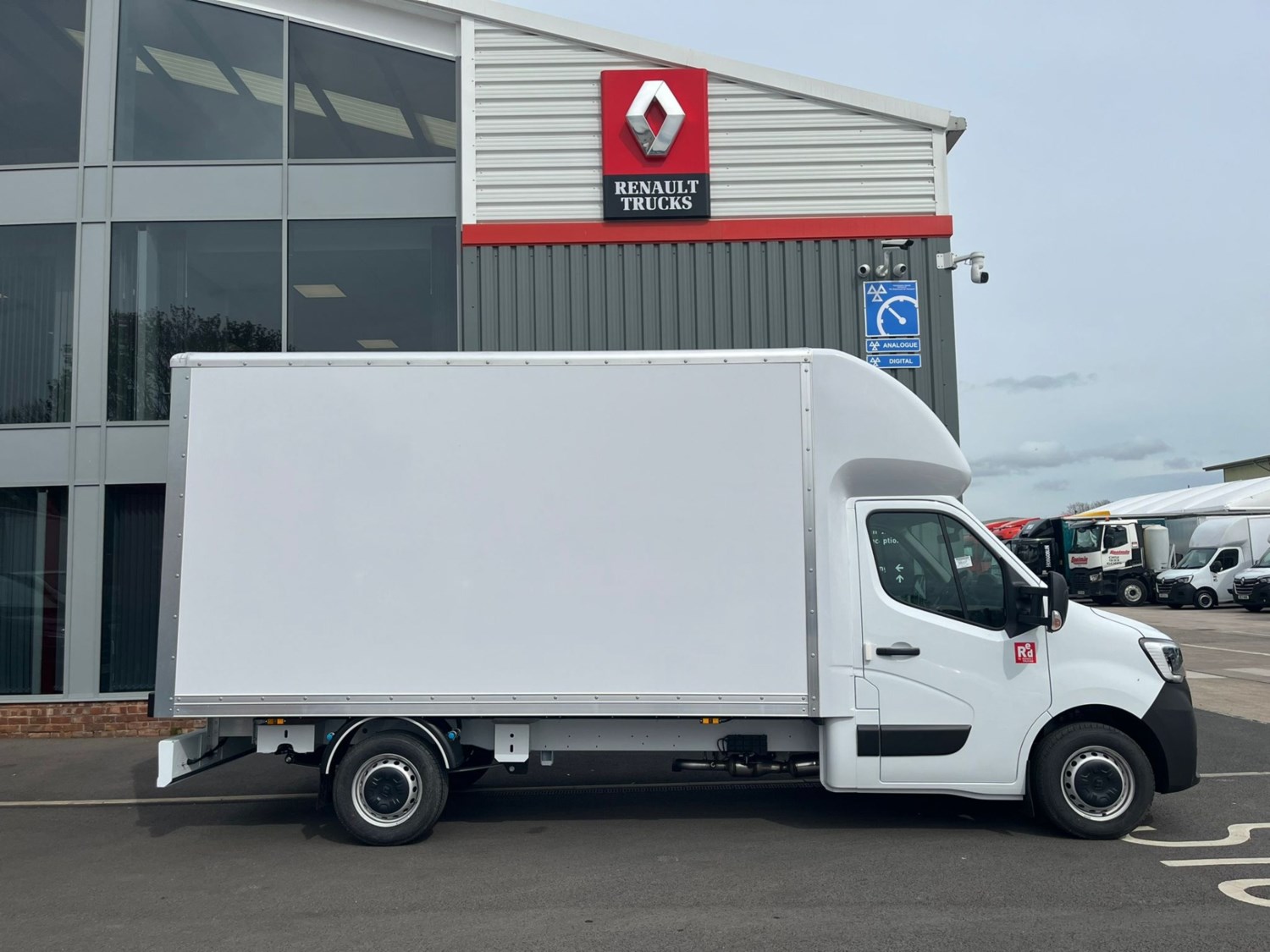 Renault Trucks Master Listing Image