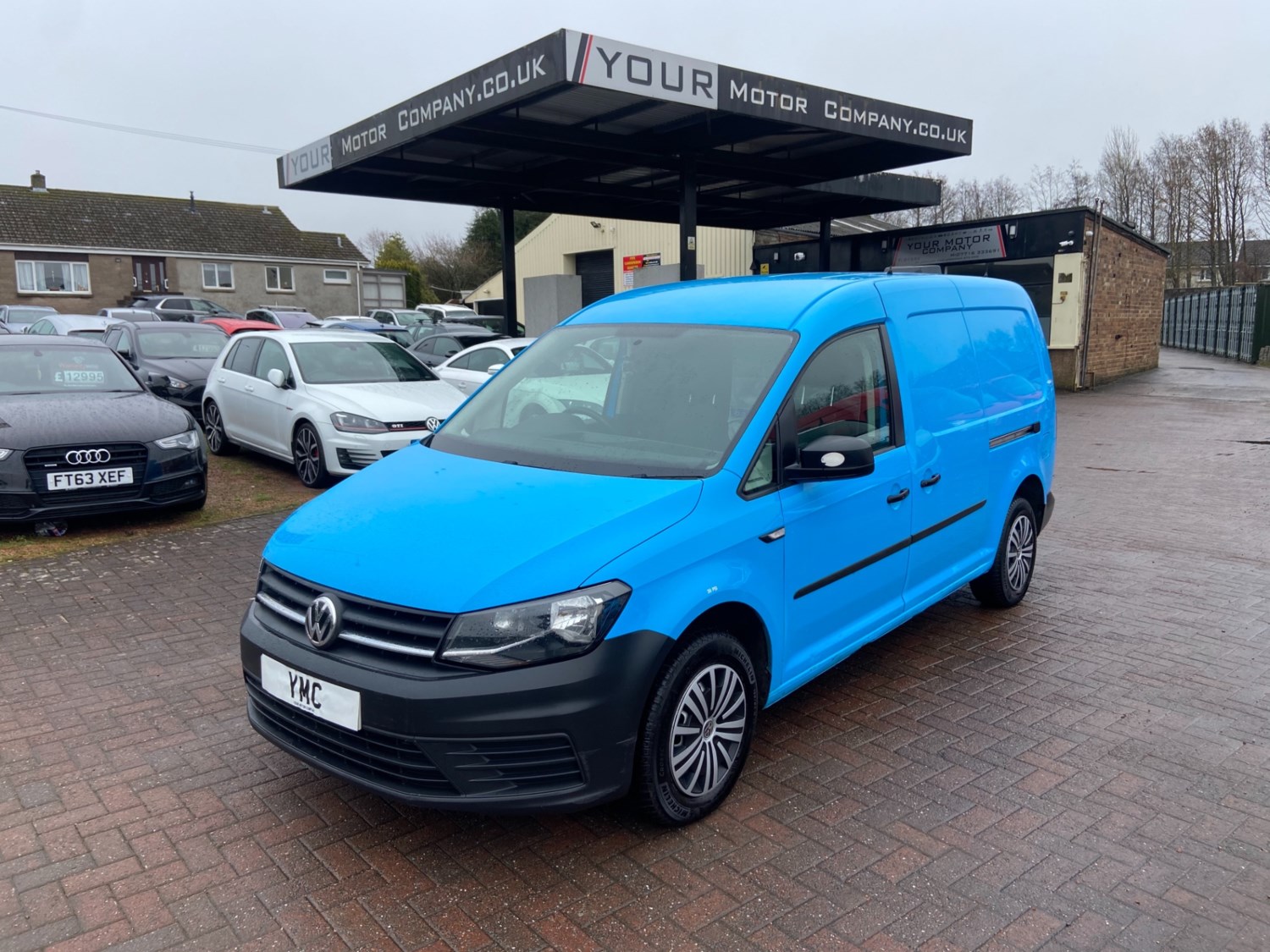 Volkswagen Caddy Maxi Listing Image