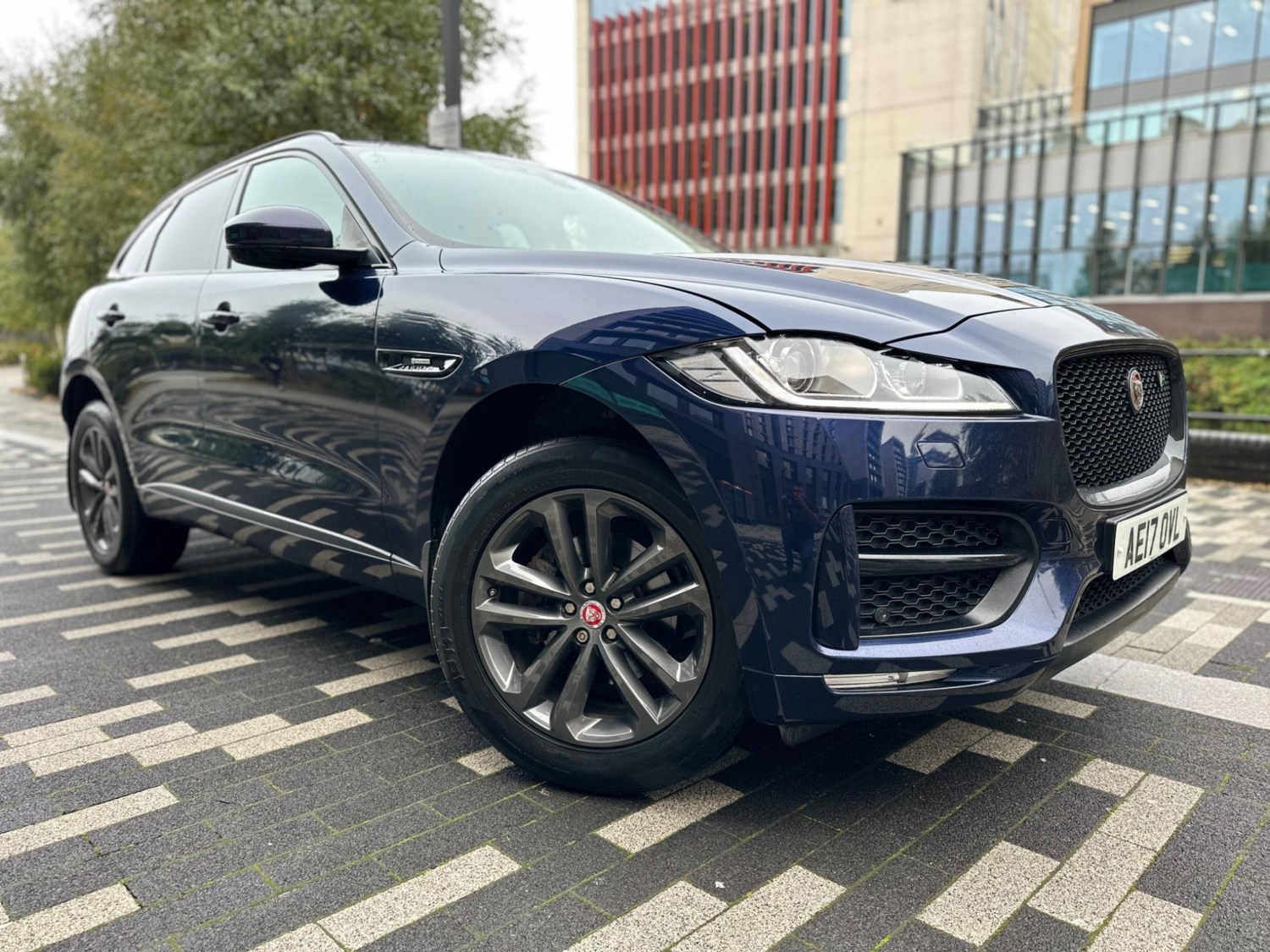 Jaguar F-PACE Listing Image