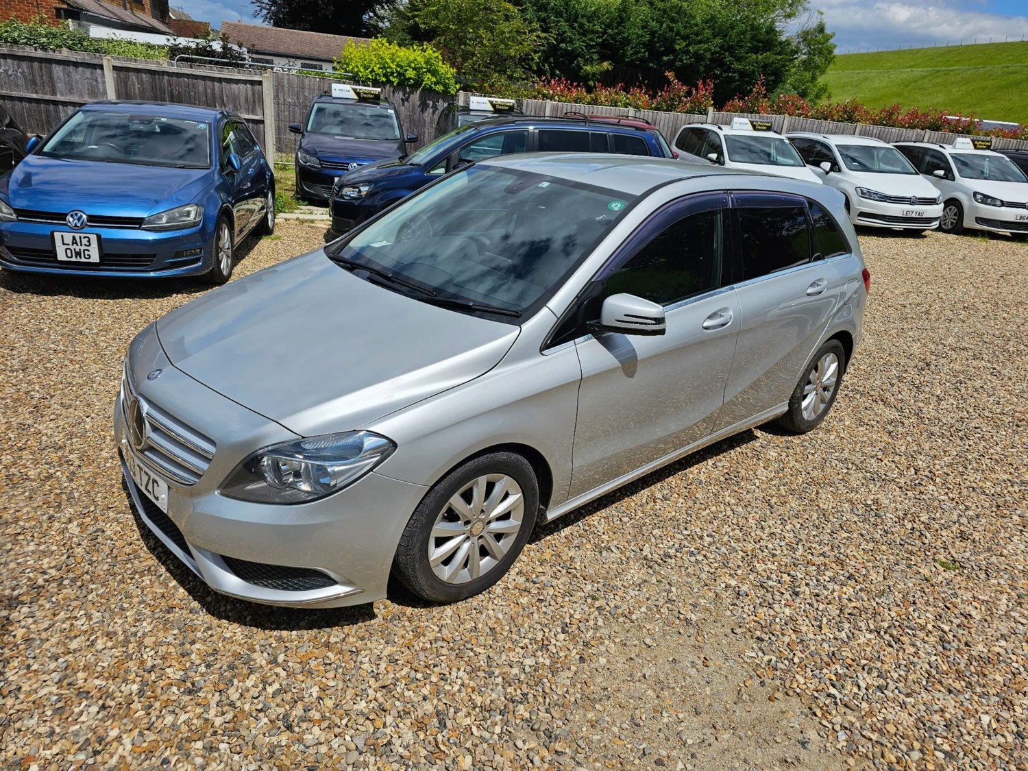 Mercedes-Benz B-Class Listing Image