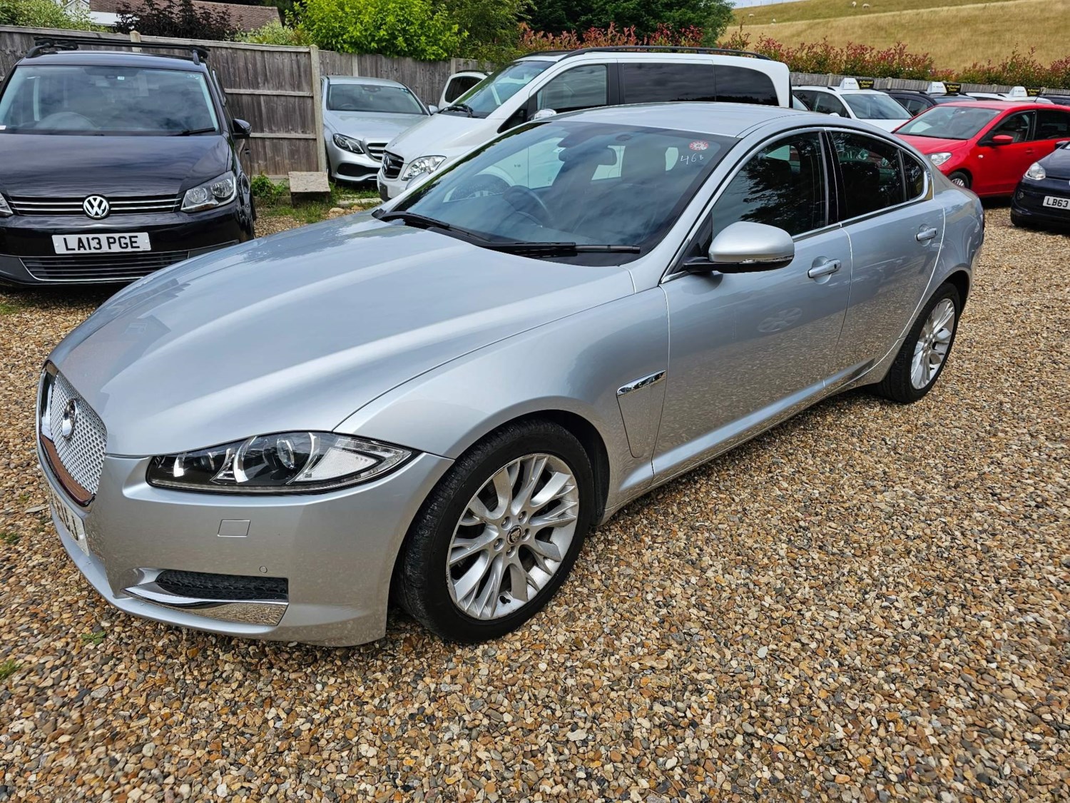 Jaguar XF Listing Image