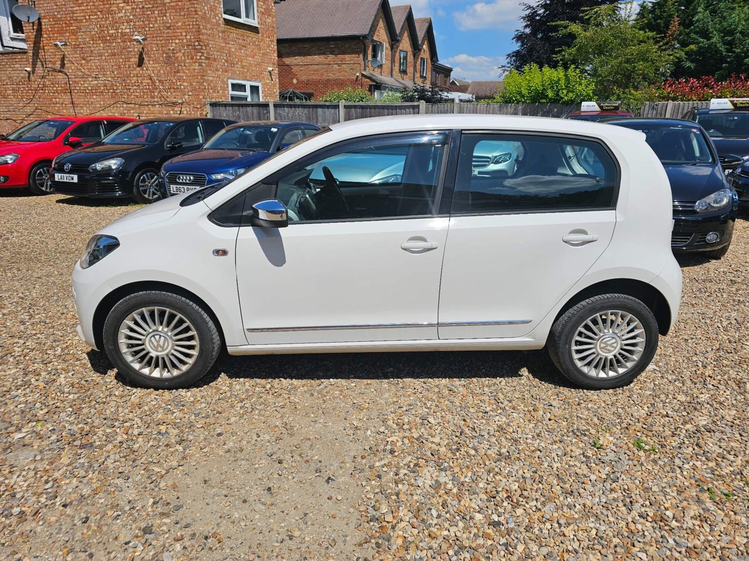 Volkswagen up! Listing Image