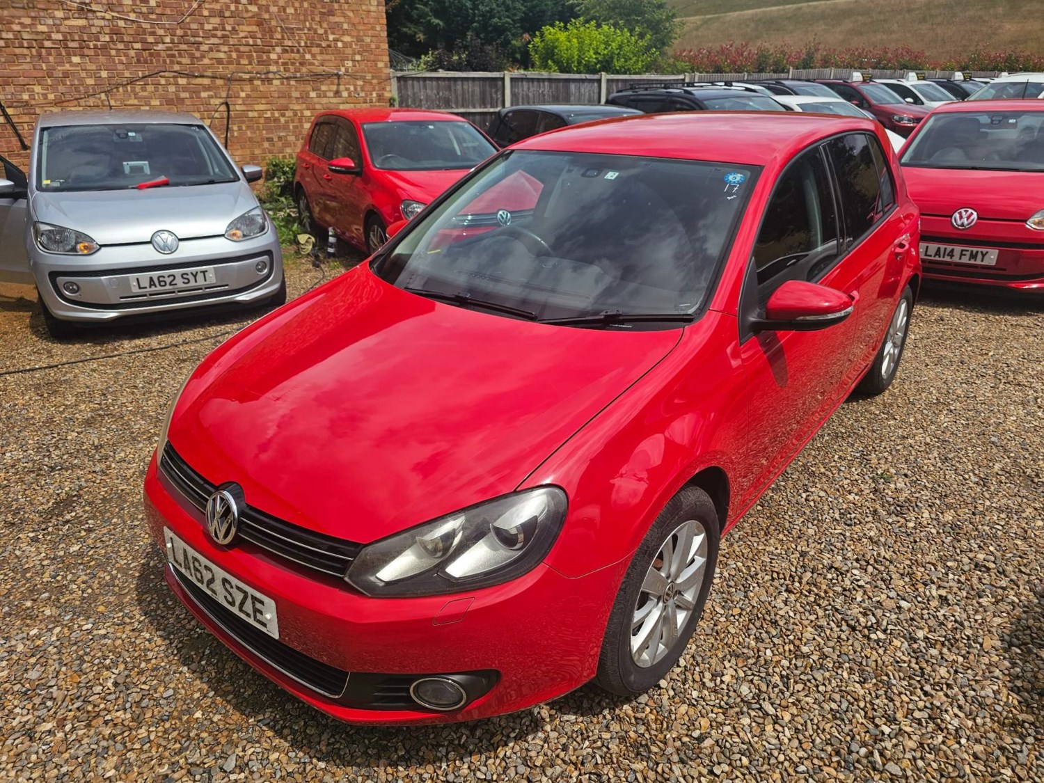 Volkswagen Golf Listing Image